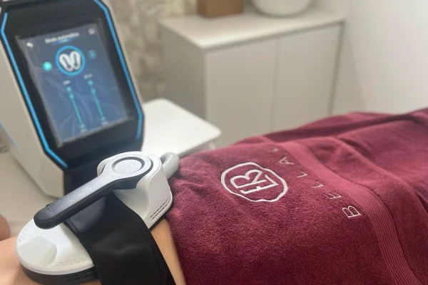 Estimulación con ondas electromagnéticas en Bellala Mojados para esculpir y tonificar el cuerpo